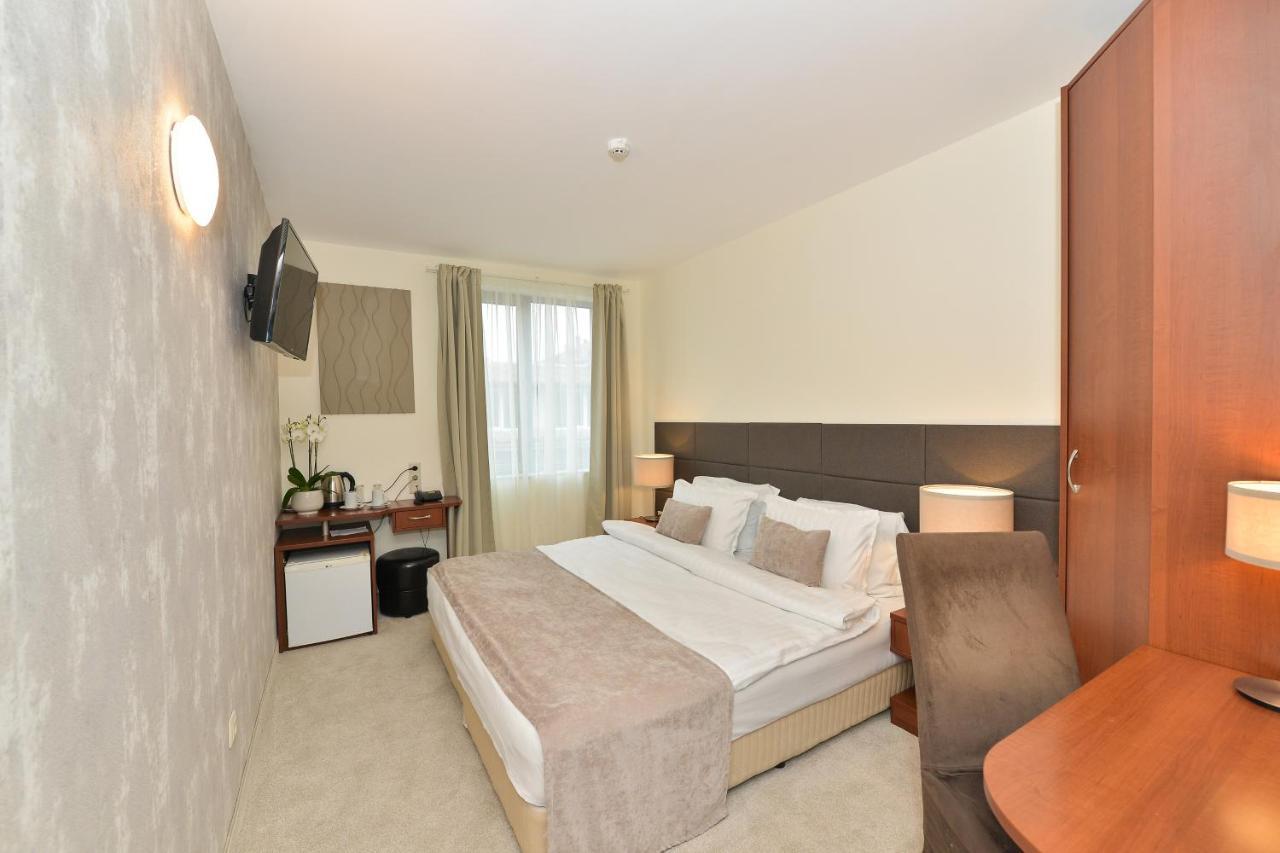 Art Plaza Hotel Sofia Ngoại thất bức ảnh
